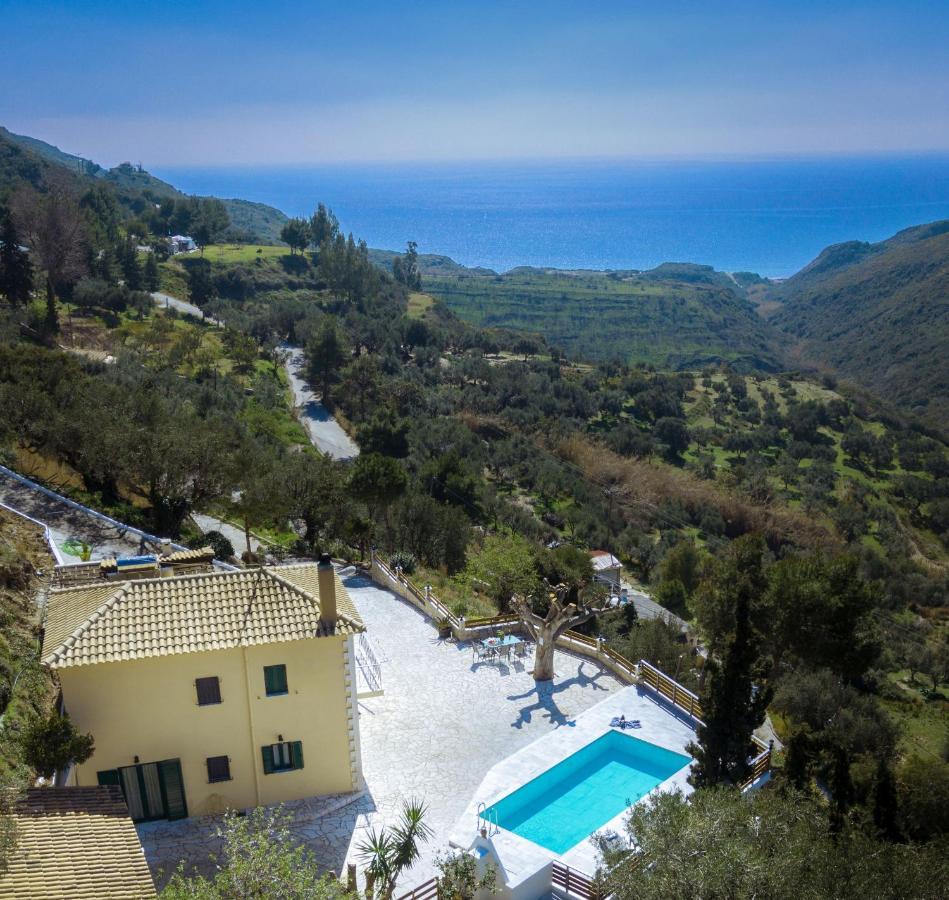 Villa Kanalos - Private Pool & Stunning Views, By Zantewize Kalamákion Exteriér fotografie