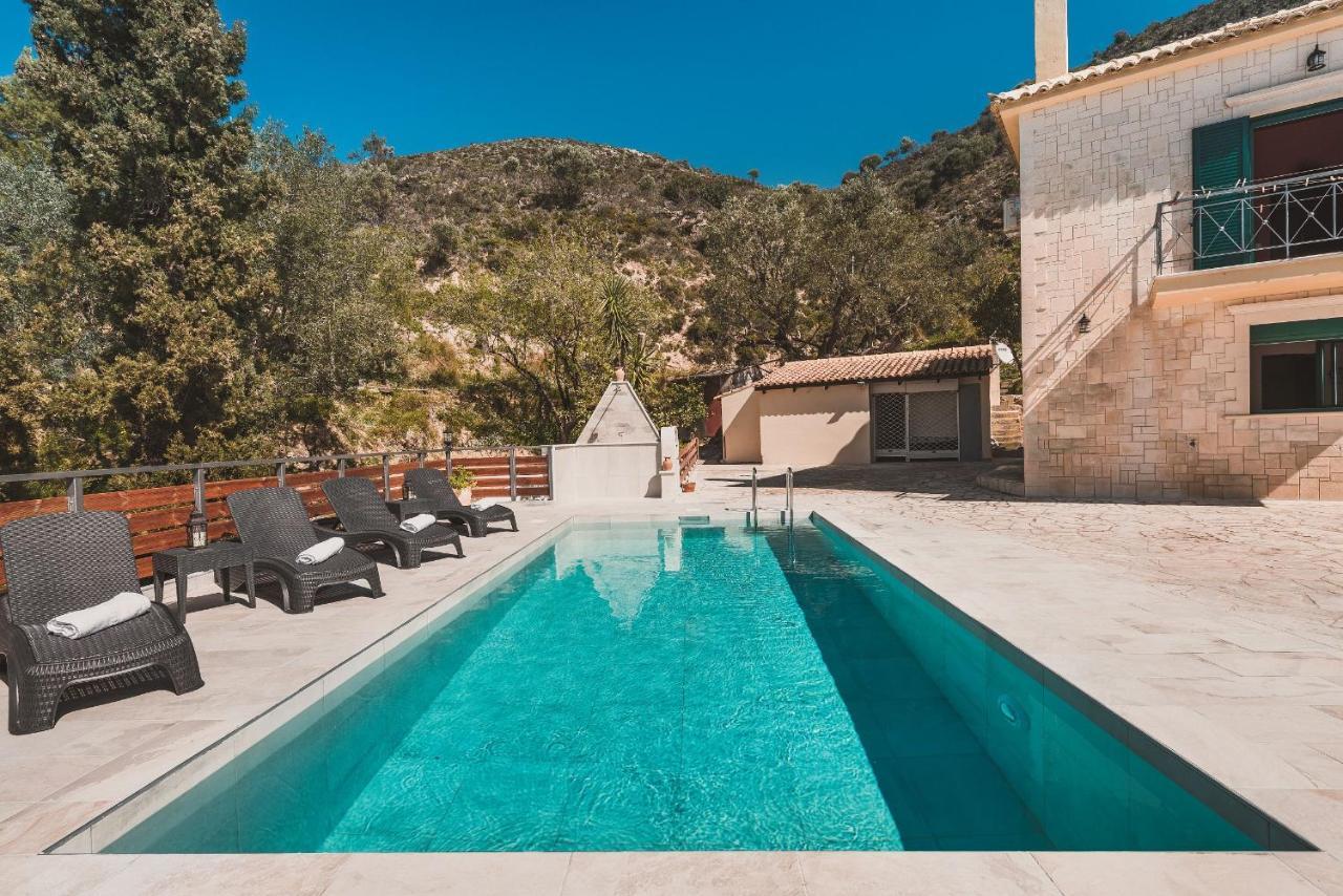 Villa Kanalos - Private Pool & Stunning Views, By Zantewize Kalamákion Exteriér fotografie