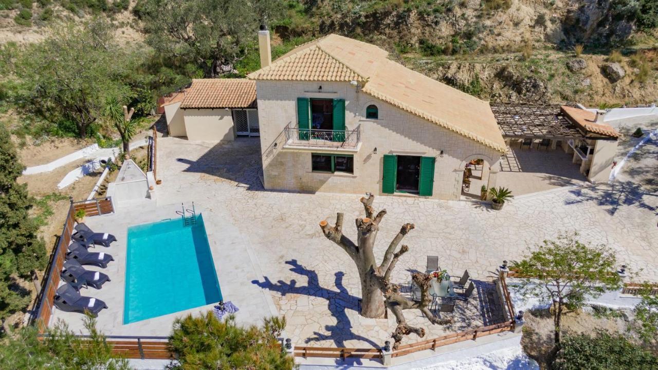 Villa Kanalos - Private Pool & Stunning Views, By Zantewize Kalamákion Exteriér fotografie
